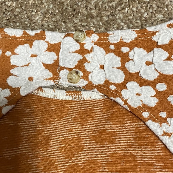 Altar'd State Floral Puff Sleeve Crop Top - Picture 6 of 8